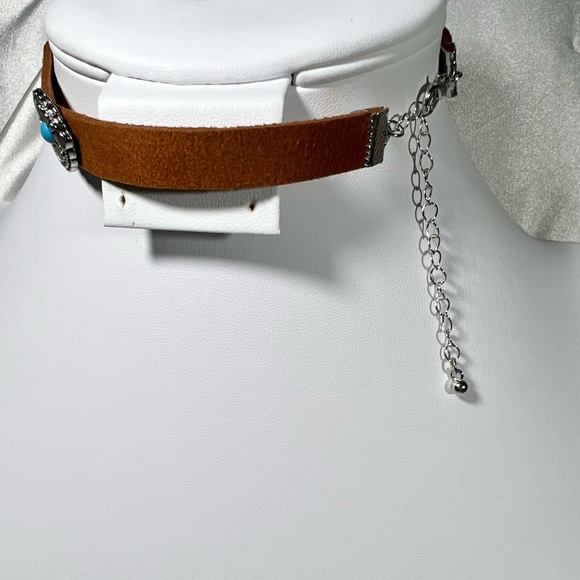 Turquoise Adjustable Choker Necklace - Picture 2 of 3